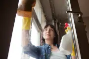Frühjahrsputz für Fenster: Umweltfreundliche Tipps und der perfekte Zeitpunkt