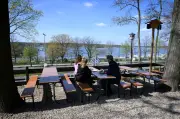 Frühlingserwachen in Berlin und Brandenburg: Biergärten und Schiffe starten in die Saison