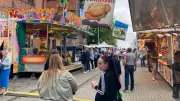 Frühlingsfest in Demmin: Riesenrad und Kunstnacht locken Familien zum Marktplatz