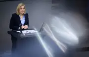 Gesundheitsministerin Warken im Proteststurm: Sparpaket sorgt für massive Kritik