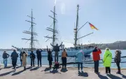 Gorch Fock startet historische Amerikareise: Atlantiküberquerung mit jungen Freiwilligen