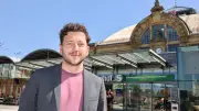Grünen-Chef Banaszak: Wahlkampf in Halle und Merseburg