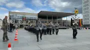 Großer Bundeswehr-Appell in Neubrandenburg: Rückkehrer-Ehrung und Kommandoübergabe