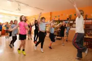 Grundschüler in Wulfen tanzen mit Profis: Projekt 'Wir bewegen Schule' begeistert Kinder