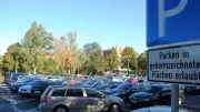 Güstrow führt Jahresparkausweis für vier Altstadt-Parkplätze ein