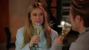 GZSZ auf RTL+: Jessica träumt von London, Toni leidet unter Trennungsschmerz
