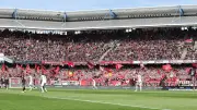 Hochrisikospiel in Nürnberg: Fans sorgen für Stimmung statt Krawall