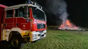 Horror beim Osterfeuer in Obhausen: Mann rennt in Flammen - 400 Zeugen geschockt