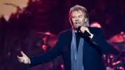 Howard Carpendale gibt Open-Air-Konzerte in Schwerin und Bergen