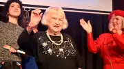 Irmgard (90) rockt die Platten: Kölner Oma-DJ-Ausbildung für Senioren ab 70