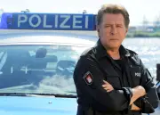 Jan Fedders Witwe entdeckt seltenen Oldtimer aus „Das Boot“ in Garage