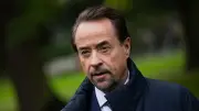 Jan Josef Liefers über Ketamin-Therapie: Neue Sicht auf sich selbst