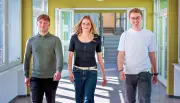 Junge Studenten kehren als Lehrer an ihr altes Gymnasium in Zeitz zurück
