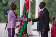 Kenia feiert Marathon-Weltrekordler Sawe mit Jubel und Tänzen