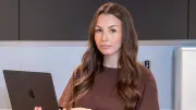 Kimberly Hofmann: Leidenschaft für Kaffee und Technik bei COMPUTER BILD