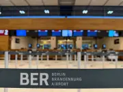 Lufthansa-Streiks am BER: Fluggesellschaft rät zu Hilfe-Center und Bahnalternativen