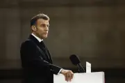 Macron plant monatlichen Offline-Tag für Kinder gegen Social-Media-Sucht