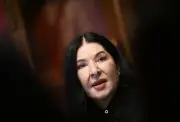 Marina Abramović: Sexuelle Befreiung und künstlerische Weisheit im Alter von 80 Jahren