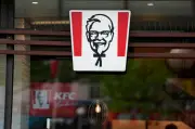 Markenstreit um „Krispy Kebab“: Bielefelder Dönerkette fordert KFC heraus