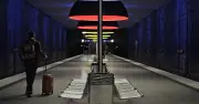 Münchens U-Bahnhof Westfriedhof: Ein unterirdisches Design-Wunder mit internationaler Strahlkraft