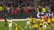Nach BVB-Tor: Jubel vor VfB-Kurve löst Fan-Eklat aus