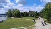 Neubrandenburger Kulturpark erhält neuen Boule-Platz zur generationenübergreifenden Freizeitgestaltung