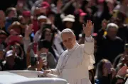 Papst Leo XIV. startet historische Afrika-Reise mit elf Tagen in Algerien