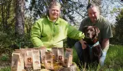 Pfötchenschmeckis aus Osternienburg: Wie ein Startup mit innovativen Tierleckerlis Erfolg feiert
