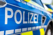 Polizei stoppt Fahrer mit über drei Promille nach Unfall und Fluchtversuch
