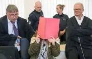 Prozessauftakt in Rostock: Ex-Freundin des Vaters soll Achtjährigen getötet haben