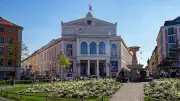 PV-Anlage am Gärtnerplatztheater: Denkmalschutz trifft Klimaschutz