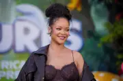 Rihanna zeigt erstmals Tochter Rocki: Familien-Cover mit drittem Kind