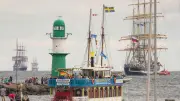 Rostock-Warnemünde: Vom Überseehafen zur Yachthafenresidenz
