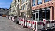 Rostocks Neuer Markt im Bau: Glasfaserausbau bringt schnelles Internet für Restaurants