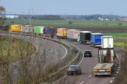 Sachsen-Anhalts Transportbranche warnt vor Existenzkrise durch hohe Dieselpreise