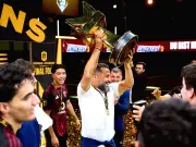 Salihamidzic-Vater-Sohn-Moment bei Kings-League-Finale