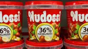 Salmonellen-Alarm bei DDR-Kultmarke Nudossi: Rückruf für Haselnuss-Nougat-Crème gestartet