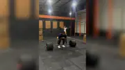 Schock-Moment beim Gewichtheben: Crossfit-Unfall in Brasilien sorgt für Millionen-Aufrufe