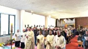 Schweriner verabschieden sich von Kirche St. Martin: Ecolea-Schule zieht in Gotteshaus