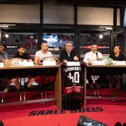 SES-Box-Gala in Halle: Doppel-Rematch um Titel im Sparkassen-Eisdom