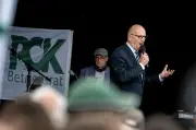 Stopp von kasachischem Öl: Woidke will Versorgung sichern