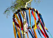 Tanz in den Mai, Maischwof, Bockbieranstich: Das ist los in Dessau-Roßlau