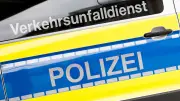 Tödlicher Unfall auf A28: Transporterfahrer (43) stirbt nach Frontalzusammenstoß mit Lkw
