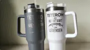 Teterow präsentiert neuen XXL-Kaffeebecher als exklusives Souvenir