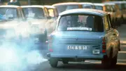 Trabant und Wartburg tanken: So teuer war Sprit in der DDR im Vergleich zu heute