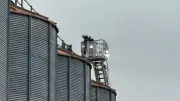 Tragischer Arbeitsunfall in Bayern: Arbeiter erstickt nach Sturz in Getreidesilo