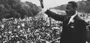 Trump lässt Becken am Lincoln Memorial mit Schwimmbadkacheln auskleiden