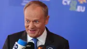 Tusk stichelt gegen Orbán: „Keine Russen im Raum“