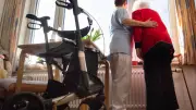 Umfrage: Angst vor Pflegekosten und Mehrbettzimmern in MV
