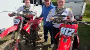 Vom Fußballplatz zur Motocross-Strecke: Flaegel-Brüder finden ihre Leidenschaft